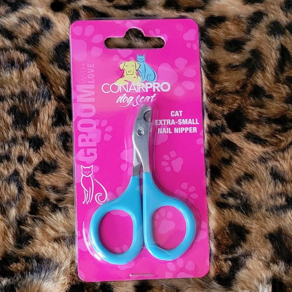 Cat nail clippers small.. Bran New!